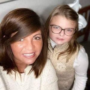 Meet your Posher, Hillary